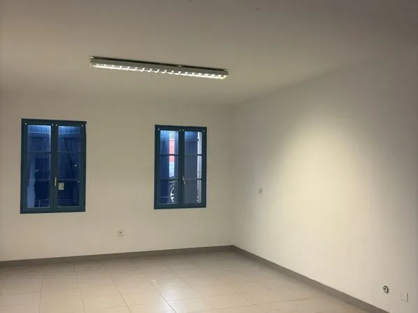 Local de 30 m²