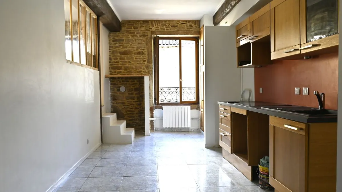 Photo 1