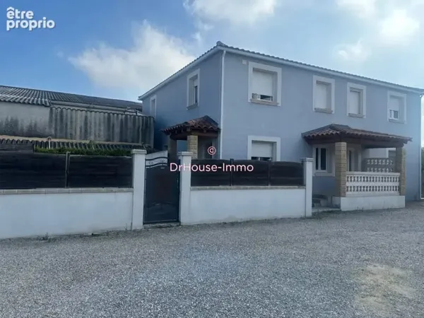 Appartement 14 pièces 232 m² à vendre à Saint-Martin-De-Crau (13310)
