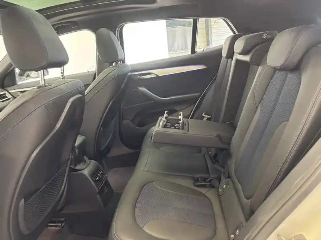 Bmw X2 sdrive 18i 136 ch dkg7 — photo 14