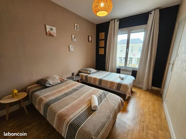 Appartement meublé face a la gare Appartement meublé 2 chambres face à la gare de Châtellerault - 75