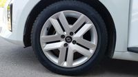 Renault Clio 1.0 TCe 90ch Evolution - 24 — photo 11