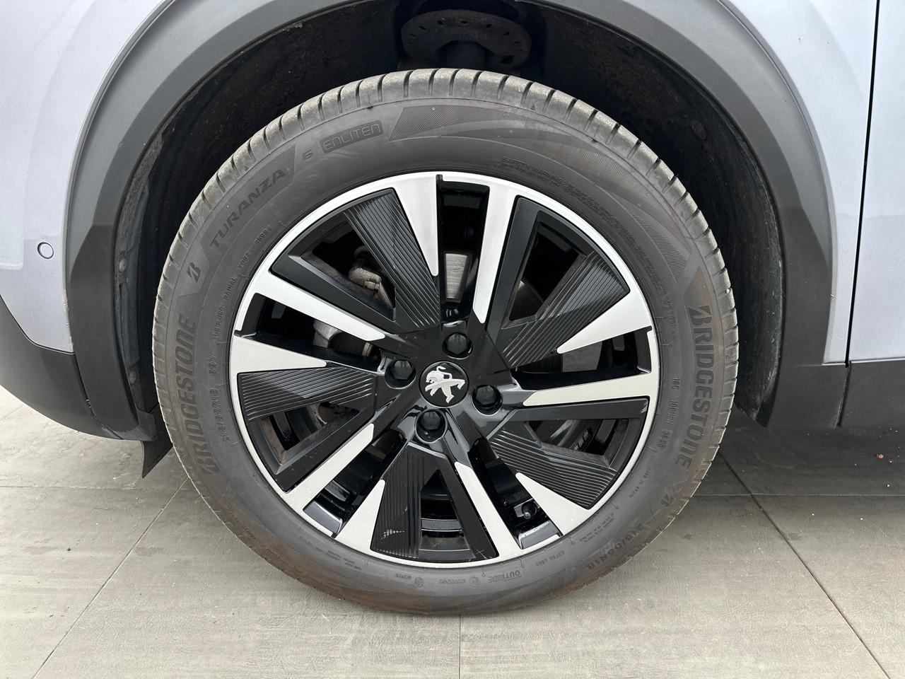 Peugeot 2008 electrique 136 ch gt pack — photo 14