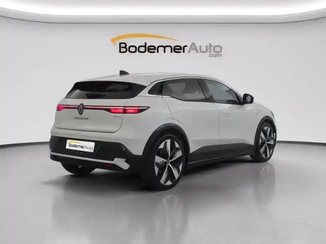 Renault Megane e-tech ev60 220 ch super charge — photo 20