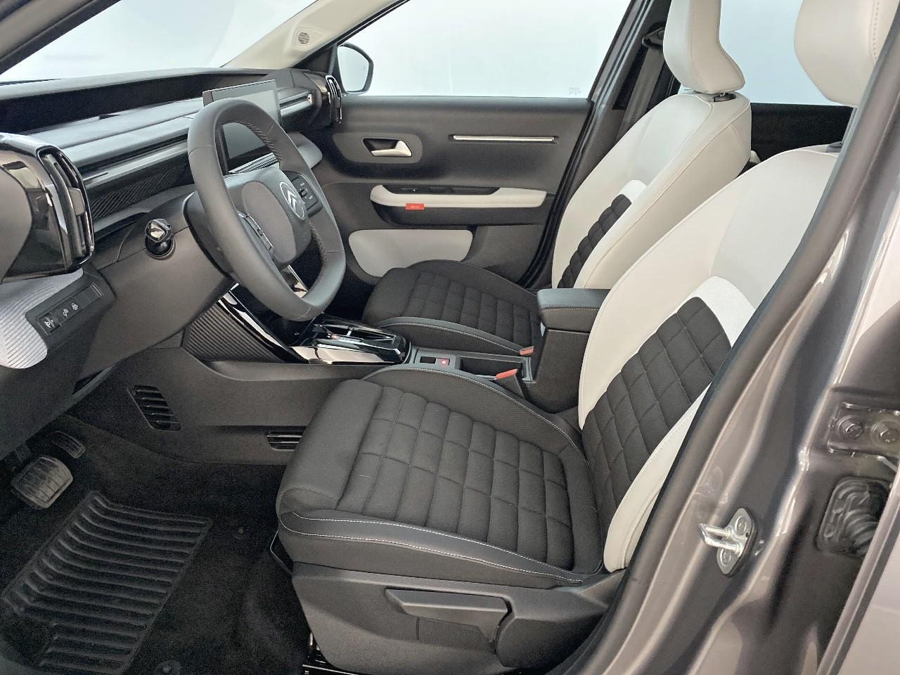 Citroën C3 Aircross hybride 145 ch aut max — photo 9
