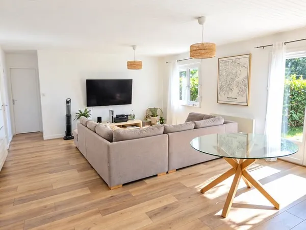 CAMON MAISON DE PLAIN PIED AVEC TERRASSE JARDIN ET 2 PLACES