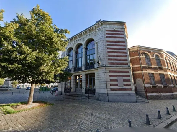 Bureaux 544 m²