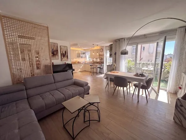 Appartement 4 pièces 103 m²