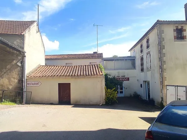 Maison a rénover entièrement
