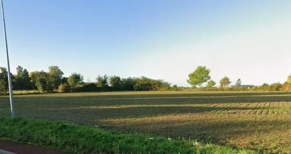 Terrain 545 m²