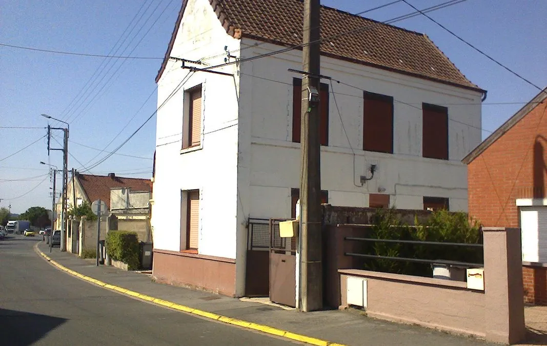 Photo 1