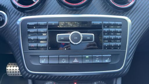 Mercedes Classe A 250 211 7G-DCT - Sport – 2014 – 130945 km – Essence – Boîte Automatique — photo 17