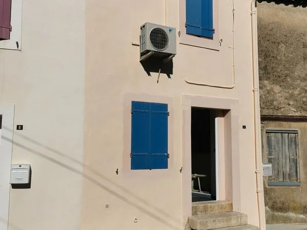 Maison meublée de village