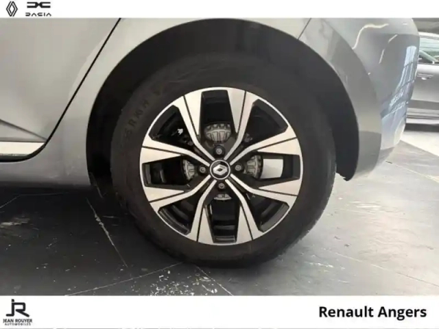 Renault Clio 1.0 tce 90ch evolution — photo 8