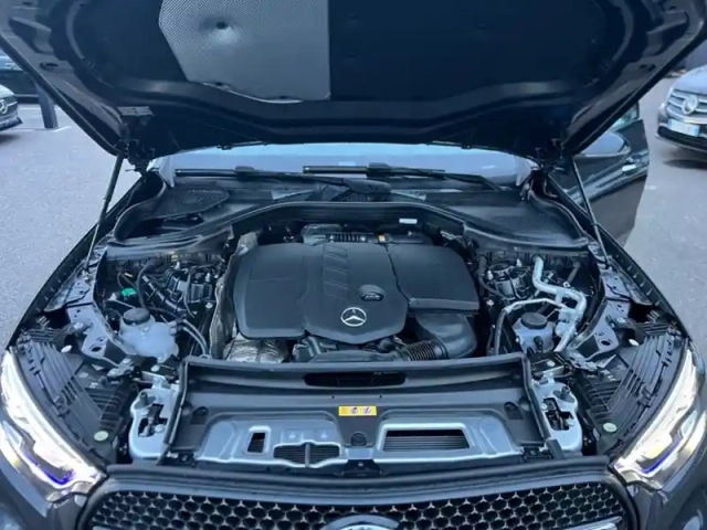 Mercedes Glc 300 de hybrid eq 4matic am — photo 20