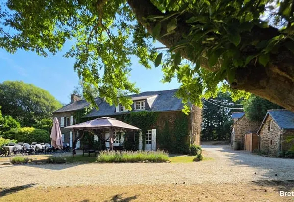 Maison 10 pièces 202 m²