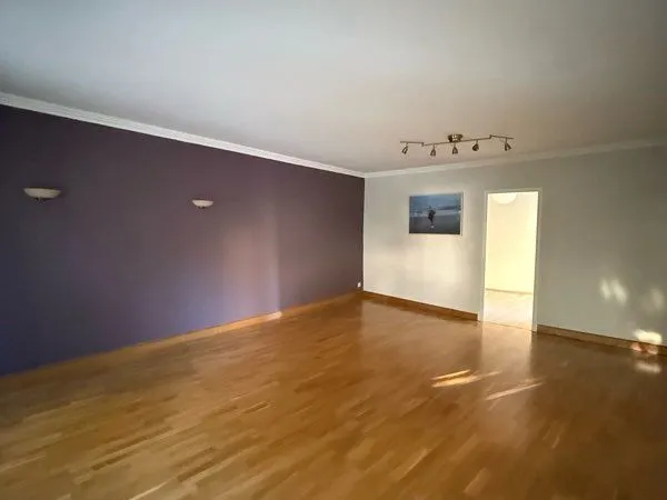 Appartement T3 de 91 m² avec cave et galetas - Millau