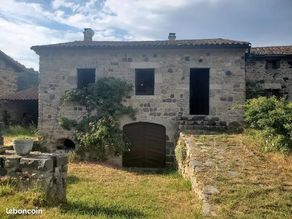 Propriété 3 pièces 90 m²