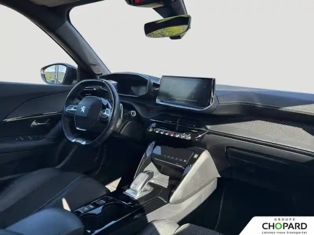 Peugeot 2008 puretech 130 s&amp;s eat8 — photo 13