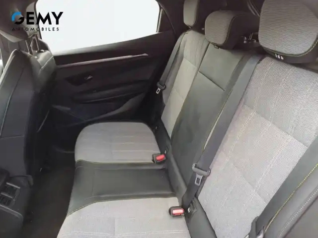 Renault Megane e-tech ev60 220 ch super charge — photo 10