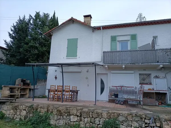 Maison de 75m2 à louer sur Grasse