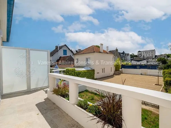LA BAULE CENTRE TOUT À PIED, AU CALME ET SANS TRAVAUX