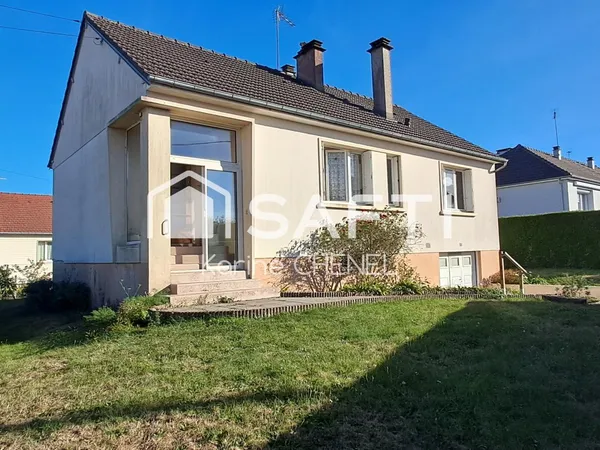 pavillon 4 chambres et sous sol complet / 500m²