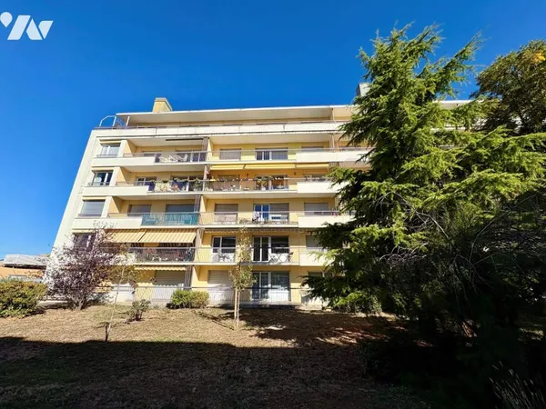 Appartement 5 pièces 102 m²
