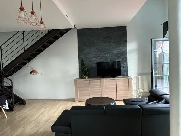 Chambre en colocation dans loft de standing