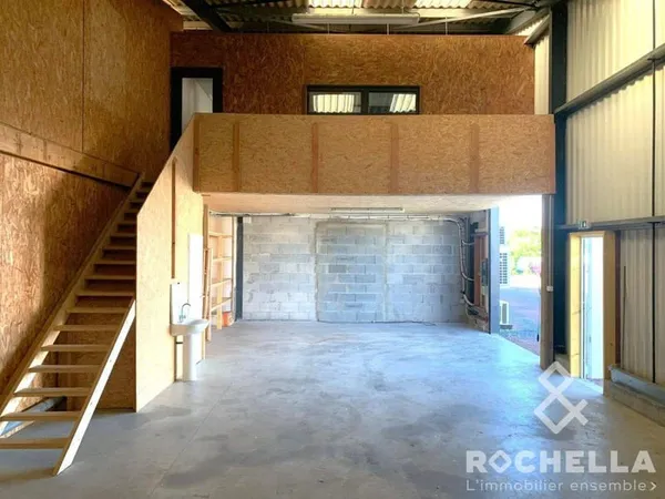 Local d'activité 129 m²