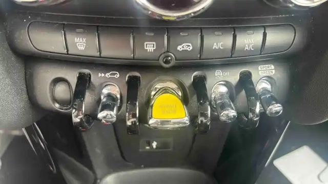 Mini Mini hatch 3 portes cooper se 184 ch — photo 86