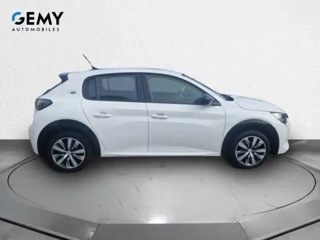 Peugeot 208 electrique 50 kwh 136ch — photo 4