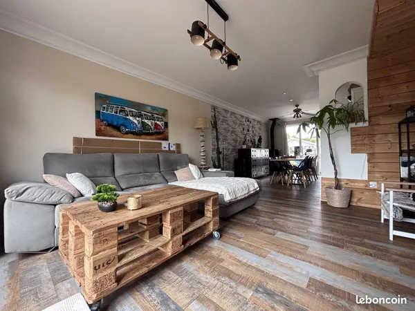 Maison 7 pièces 155 m²