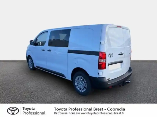 Toyota Proace medium 2.2 d-4d 150 cabine approfondie start pack confort bva my25 — photo 2