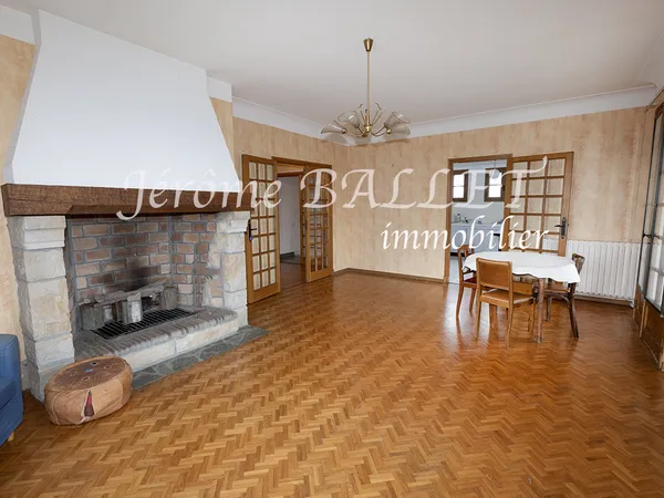 Maison 5 pièces 160 m²