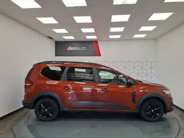 Dacia Jogger eco-g 100 5 places — photo 5