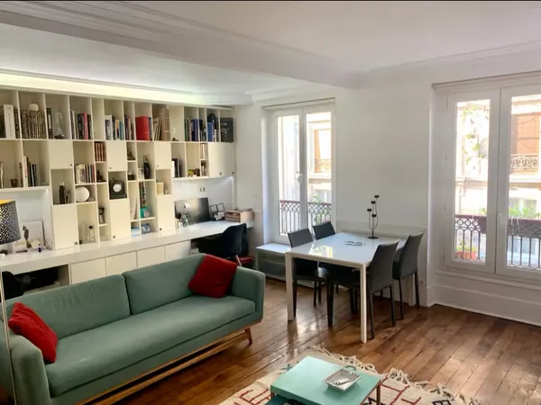 Bel appartement meublé deux pièces Paris XVIII, (rue Poulet