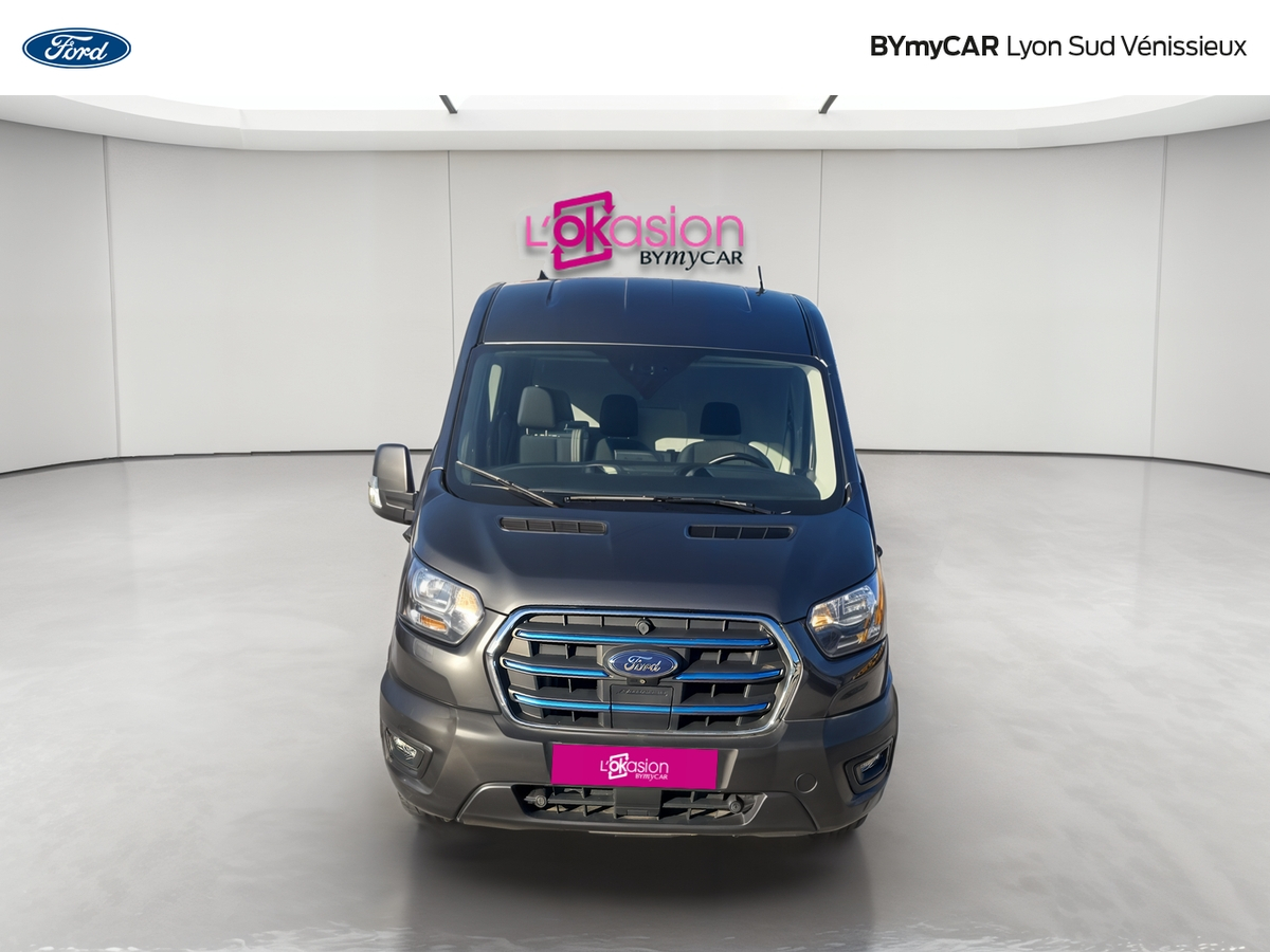 Ford E-TRANSIT FGN 390 L2H2 184 CH BATTERIE 75 KWH — photo 8