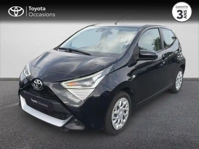 Toyota Aygo 1.0 vvt-i 72ch x-play x-app 5p mc18 — photo 1