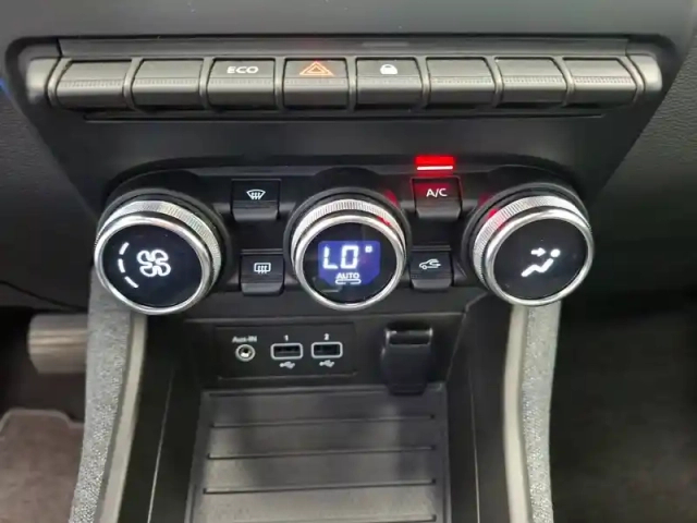 Renault Zoé zoe r110 - 22b — photo 26
