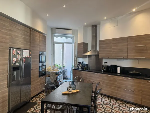 Appartement 5 pièces 140 m²