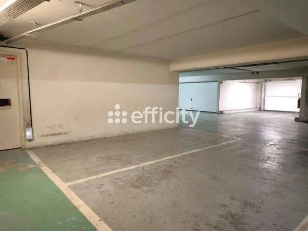 Parking 10 m²