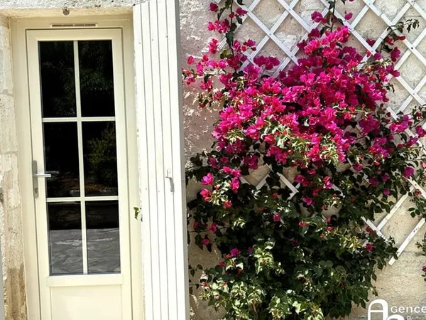 MAISON FAMILIALE rénovée et en Pierre