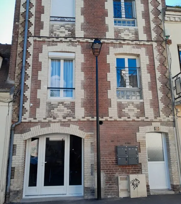 Photo 1