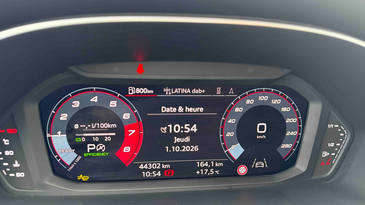 Audi Q3 35 TFSI 150 ch S tronic 7 — photo 10