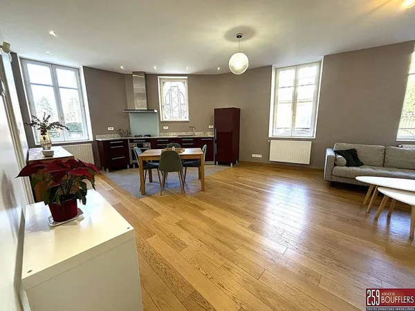Appartement 4 pièces 101 m²