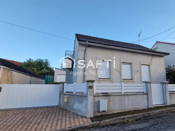 Maison 3 chambres avec jardin, garage, cave et terrasse - Montceau-les-Mines