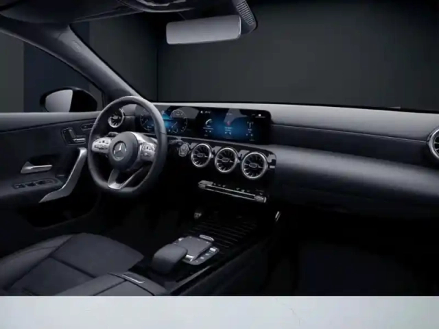 Mercedes Classe A 200 amg line — photo 33