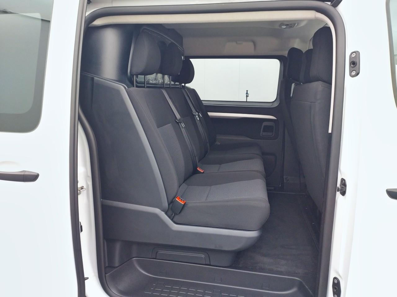 Citroën Jumpy cab approfondie m bluehdi 145 s&s eat8 — photo 13