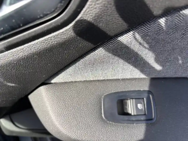 Renault Clio eco-g 100 ch gsr2 — photo 15